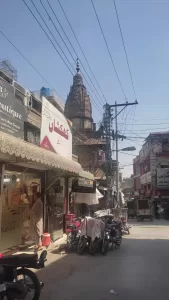 Visit Hindu Temples near Sarafa (Jewelry)Bazaar